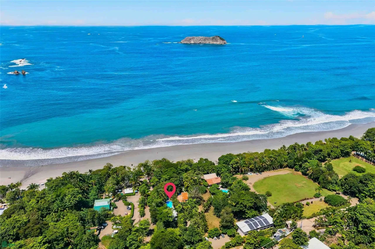 Beachfront Investment Property, Quepos, Puntarenas 60601