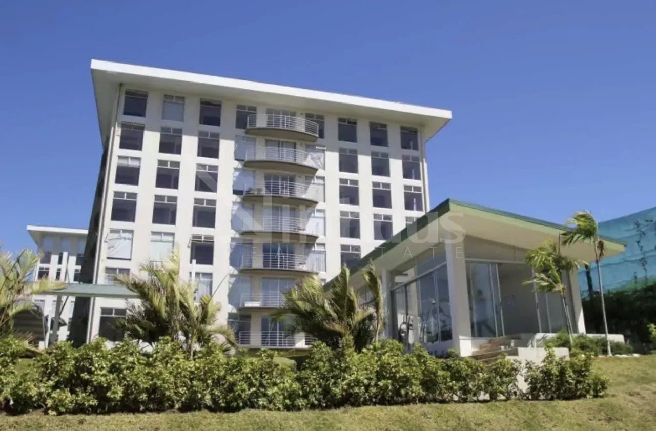 Se vende apartamento en torre de condominios, Ulloa, Heredia