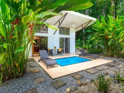 Casita moderna tropical en media hectárea / Piscina de agua salada / Potencial de ampliación, photo 2