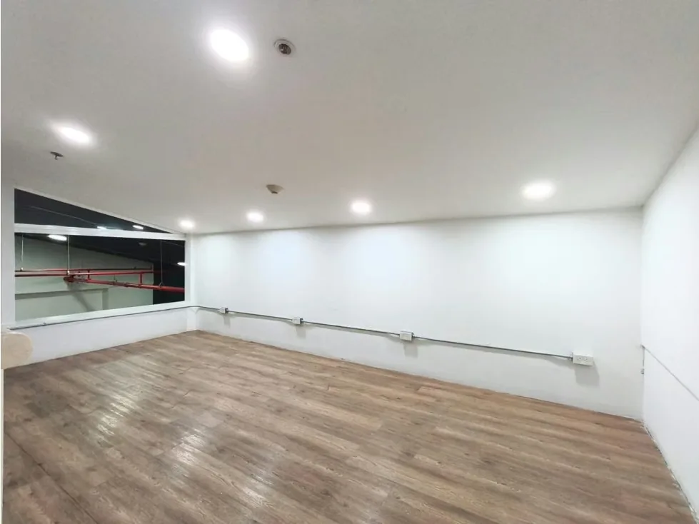 Oficina de 86,18m2 cuenta con un área abierta ideal para cubiculos, dos oficinas,una de ellas puede usarse como sala de ..., photo 13