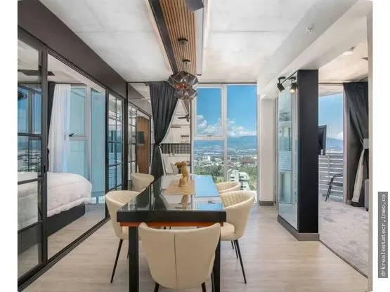 Disfruta de la comodidad y lujo que ofrece este hermoso apartamento para alquiler, ubicado en la exclusiva zona de Sabanas, en la ciudad de San José. Este moderno inmueble en su ...