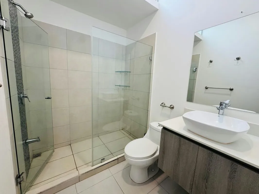 HOUSE FOR RENT IN CONDOMINIUM – MONTES DE OCA, photo 2