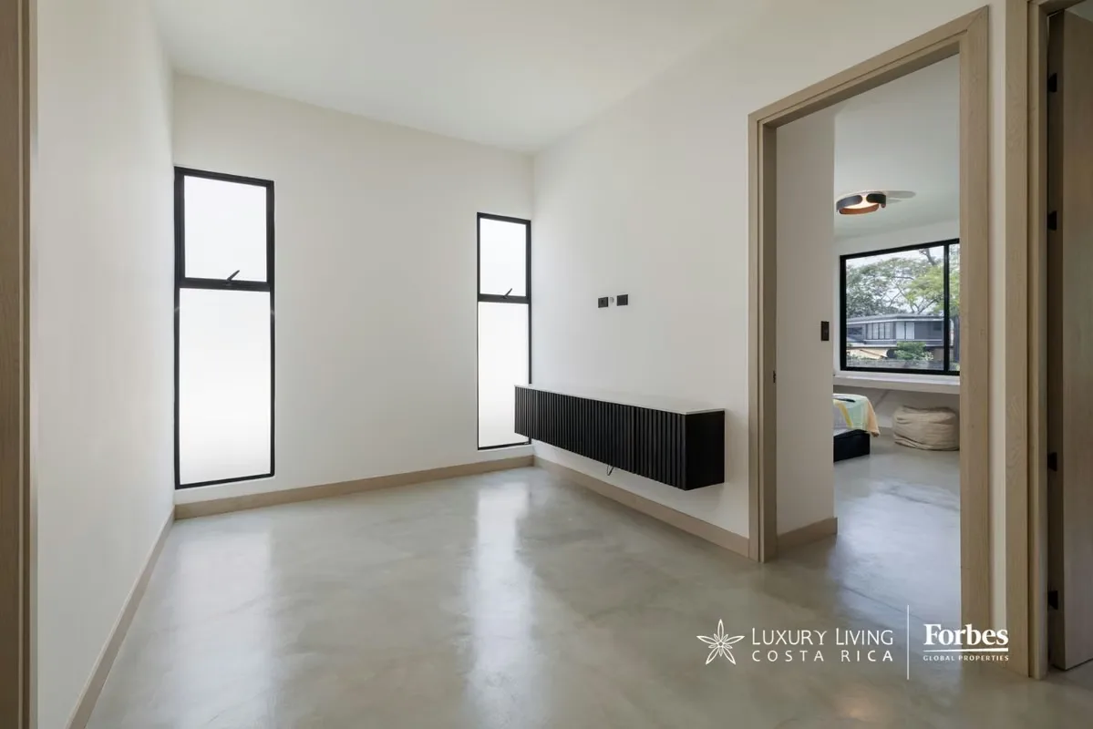 Casa contemporánea en venta en Lindora | Diseño moderno, jardín privado y acabados de lujo, photo 14