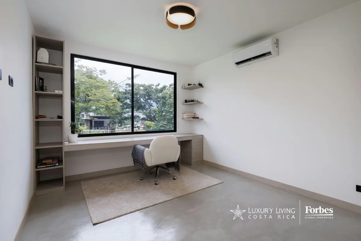 Casa contemporánea en venta en Lindora | Diseño moderno, jardín privado y acabados de lujo, photo 16