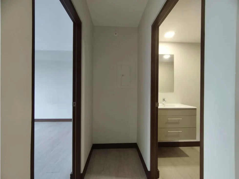 ¡Descubre este acogedor apartamento de 1 habitación en Azenza Towers! Ubicado en una zona privilegiada, ofrece un amplio walk-in closet, parqueo, bodega y una hermosa vista al ..., photo 6