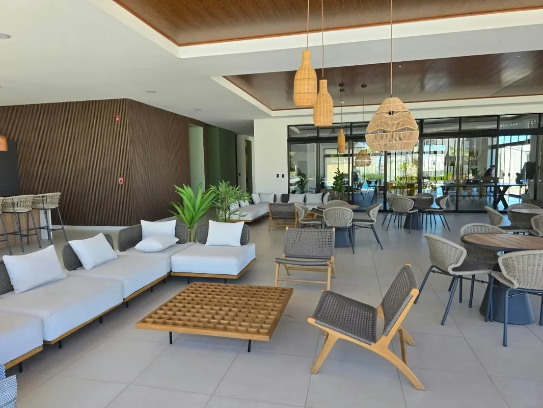 LINDORA VILLAGE Condominium house in Santa Ana is rented