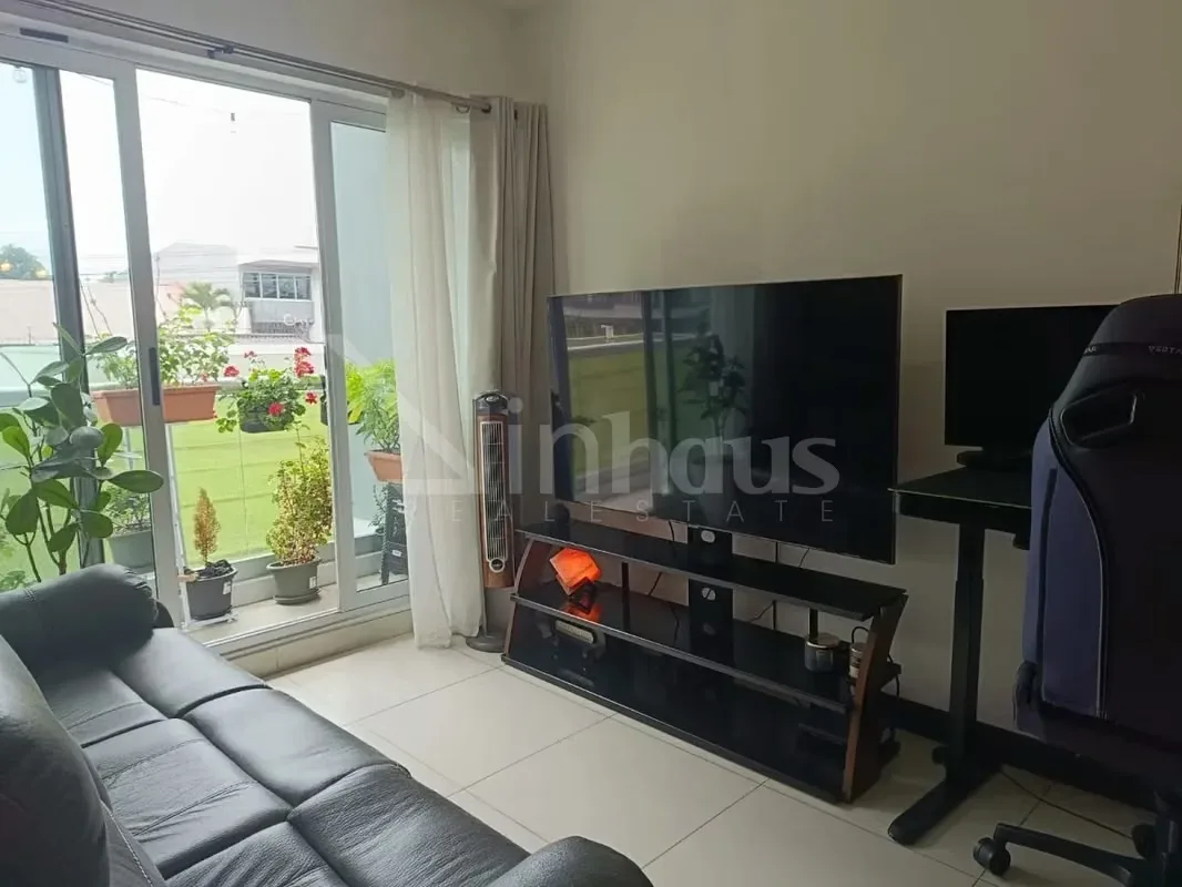 Venta de apartamento de una habitación ubicado en Torre en Nunciatura. Cuenta con un espacio integrado de cocina, sala y comedor con salida a balcón., photo 12