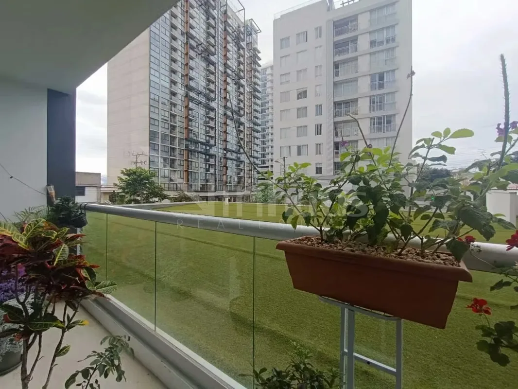 Venta de apartamento de una habitación ubicado en Torre en Nunciatura. Cuenta con un espacio integrado de cocina, sala y comedor con salida a balcón., photo 7