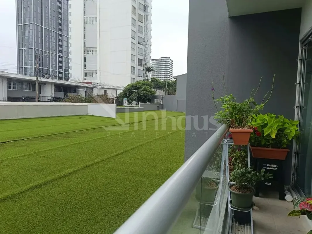 Venta de apartamento de una habitación ubicado en Torre en Nunciatura. Cuenta con un espacio integrado de cocina, sala y comedor con salida a balcón., photo 10