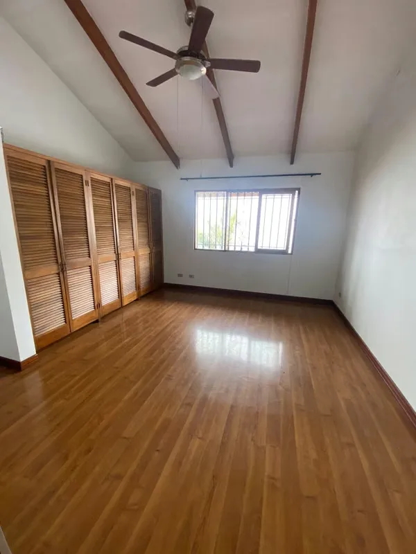 Alquiler de cómodo apartamento con magnífica ubicación en San Rafael de Escazú, cerca de walmart., photo 6