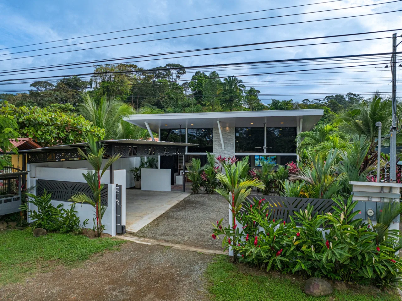 CASA TROPICAL PROPERTY WITH THREE BEDROOMS, IN BAHIA BALLENA CENTER – 0.12 ACRES, photo 7