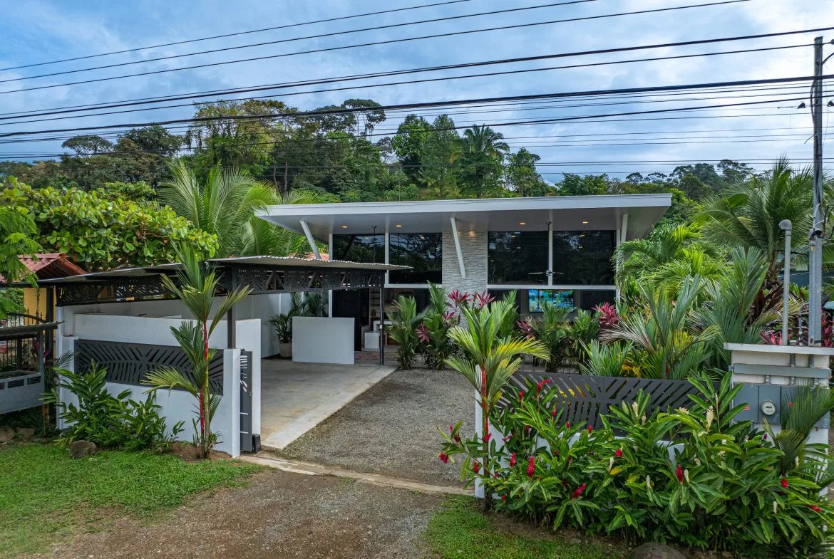 CASA TROPICAL PROPERTY WITH THREE BEDROOMS, IN BAHIA BALLENA CENTER – 0.12 ACRES, photo 8