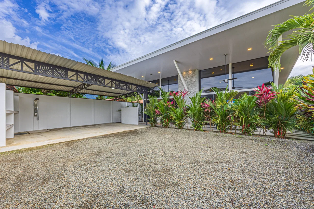 CASA TROPICAL PROPERTY WITH THREE BEDROOMS, IN BAHIA BALLENA CENTER – 0.12 ACRES, photo 9