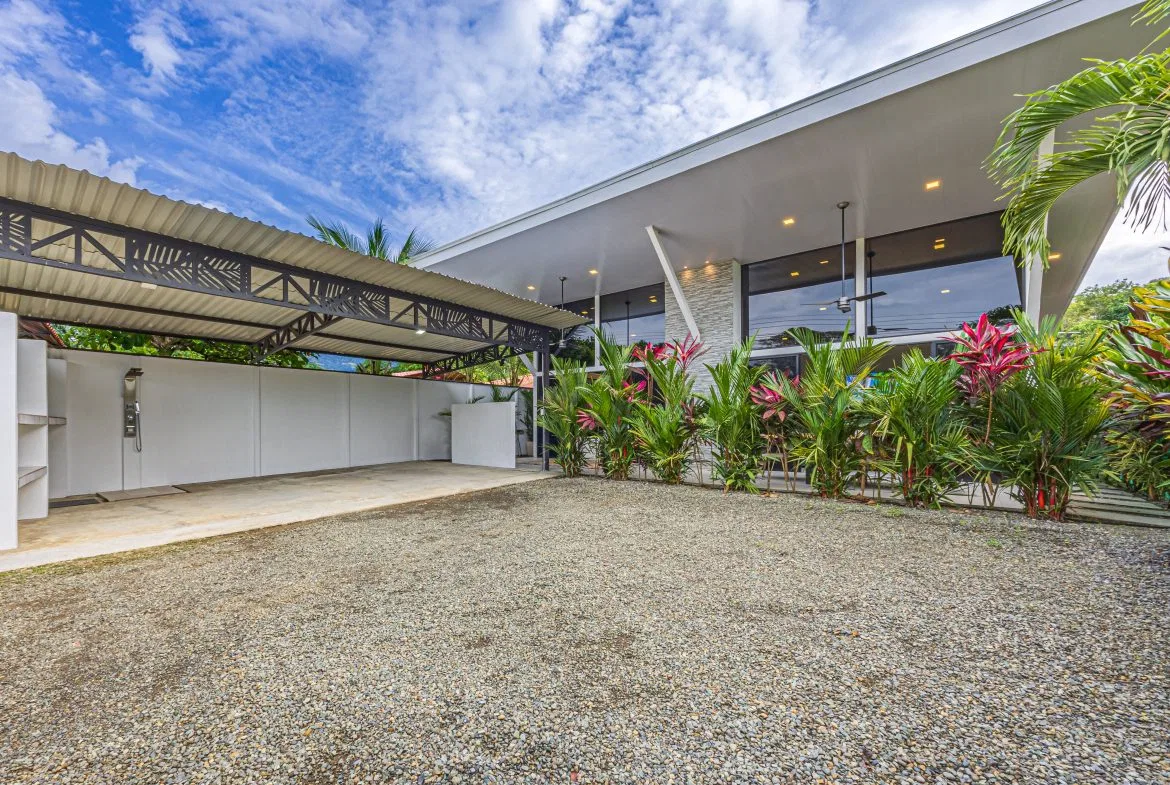 CASA TROPICAL PROPERTY WITH THREE BEDROOMS, IN BAHIA BALLENA CENTER – 0.12 ACRES, photo 10