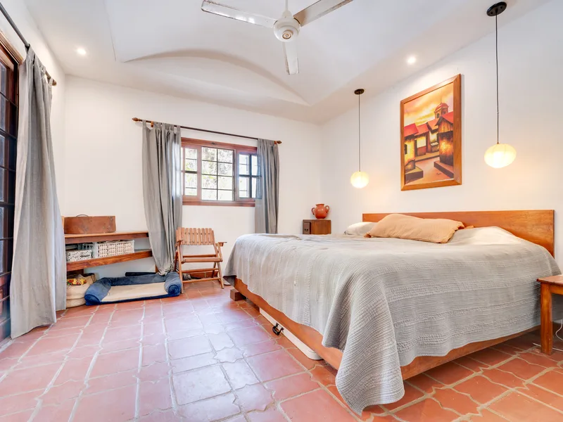 7 Bed Single Family Homes For Sale in La Josefina, photo 14
