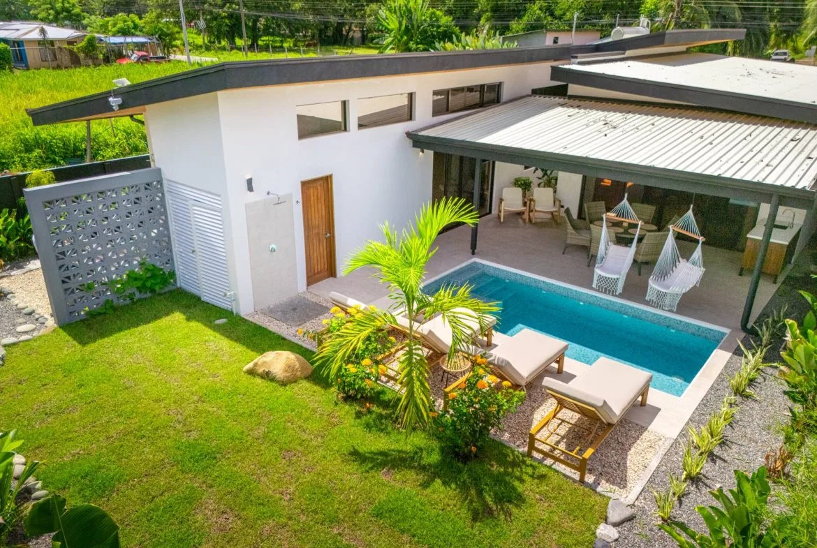 PROPERTY WITH BEAUTIFUL HOUSE IN UVITA CENTER – 0.11 ACRES, photo 10