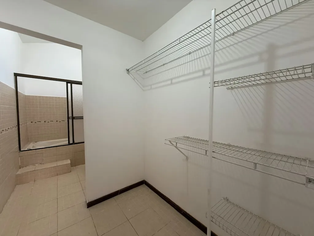 House for Sale in La Trinidad de Moravia Condominium, photo 13