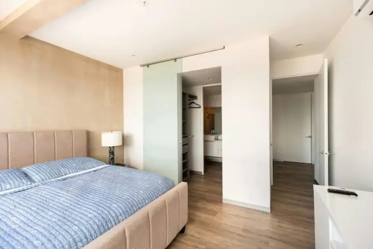 Está distribuido en dos habitaciones, dos baños completos, sala comedor cocina integrados y parqueo para dos ..., photo 8