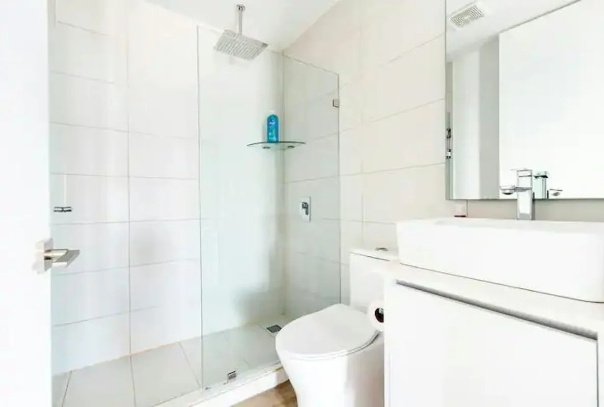 Está distribuido en dos habitaciones, dos baños completos, sala comedor cocina integrados y parqueo para dos ..., photo 10