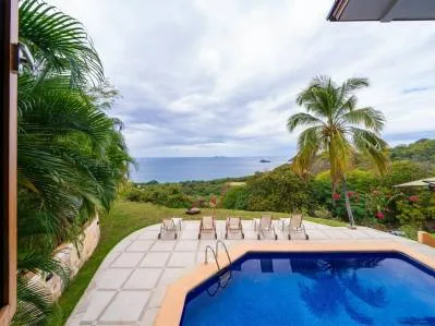 Casa Nikita | Casa de Lujo con vista al mar