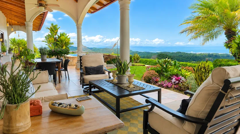 PROPERTY WITH THREE BEDROOMS AND FRONT OCEAN VIEWS, IN OJOCHAL – 0.63 ACRES, photo 7