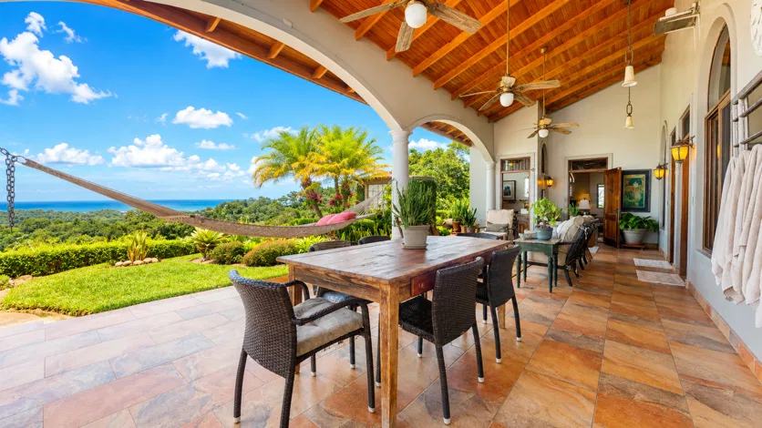 PROPERTY WITH THREE BEDROOMS AND FRONT OCEAN VIEWS, IN OJOCHAL – 0.63 ACRES, photo 8