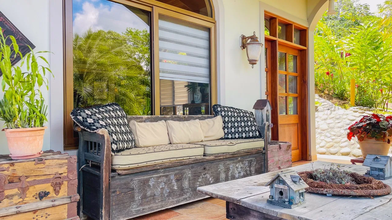 PROPERTY WITH THREE BEDROOMS AND FRONT OCEAN VIEWS, IN OJOCHAL – 0.63 ACRES, photo 10