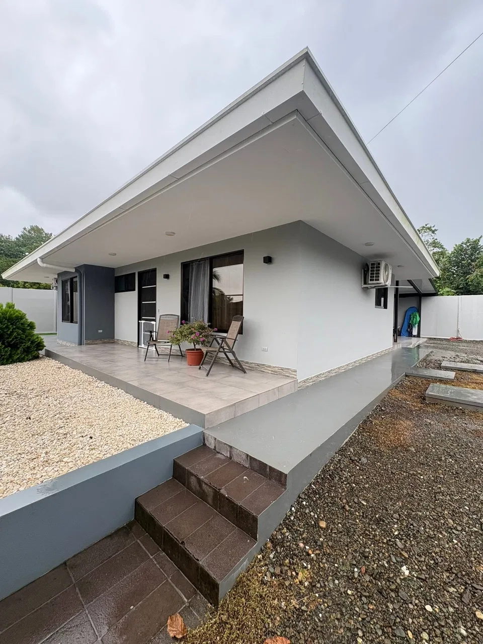 House for Sale – Villanueva, Quepos, Costa Rica