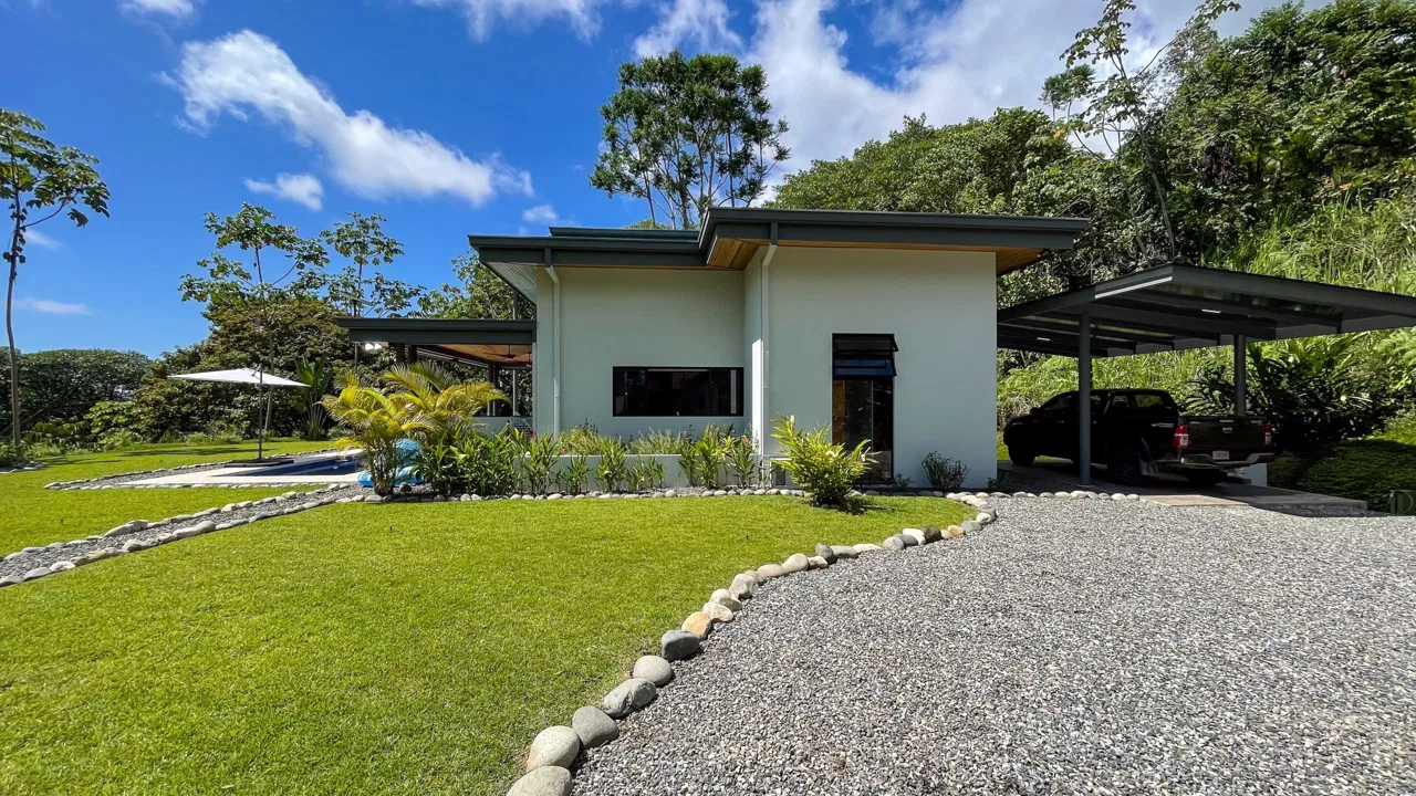 TWO FLOOR PROPERTY WITH THREE BEDROOM AND MOUNTAIN VIEWS, IN OJOCHAL – 1.58 ACRES, photo 11