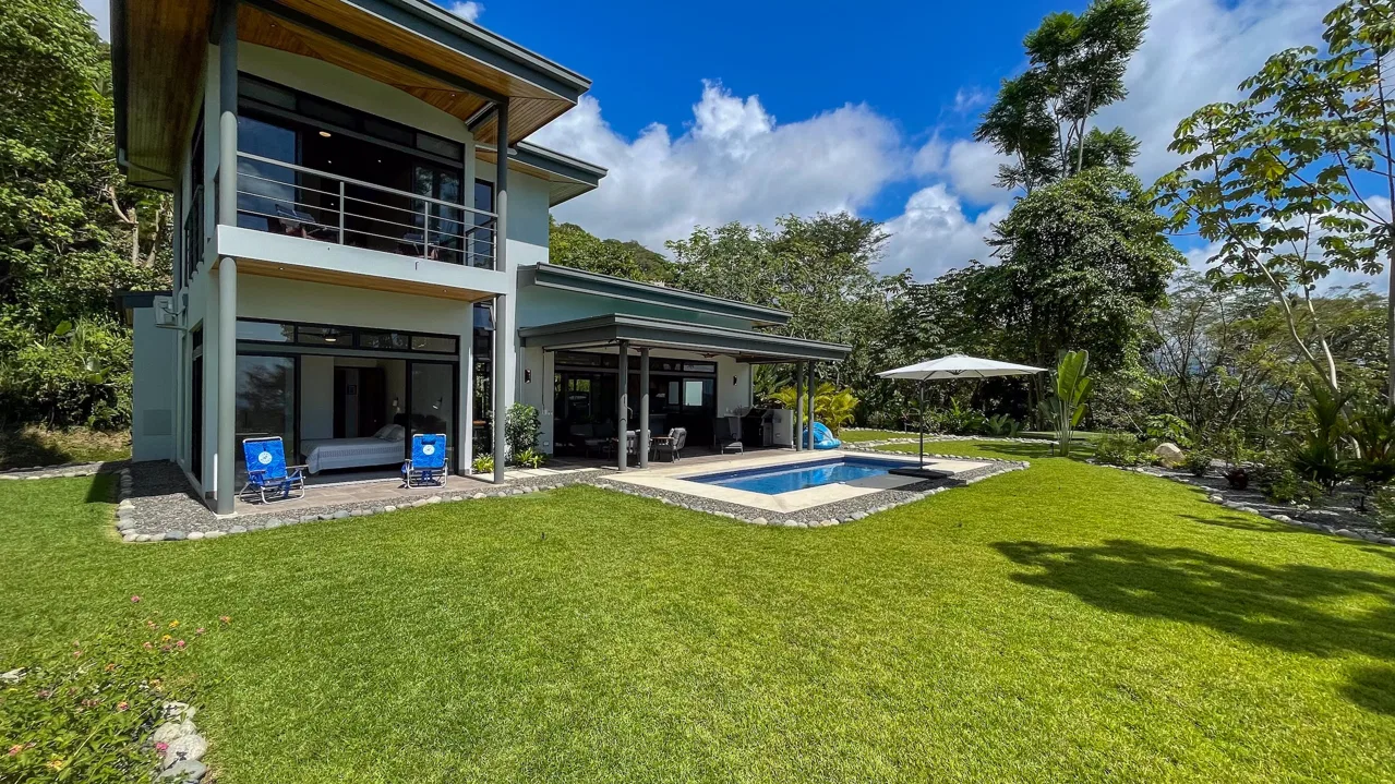TWO FLOOR PROPERTY WITH THREE BEDROOM AND MOUNTAIN VIEWS, IN OJOCHAL – 1.58 ACRES, photo 5