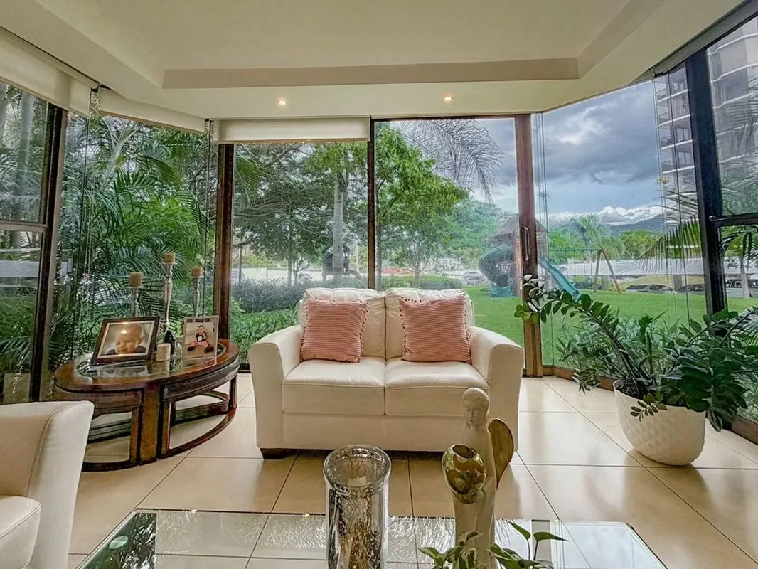 APARTMENT FOR SALE IN ALTOSS DE MARBELLA WITH DIRECT ACCESS TO LUSH GARDENS, photo 4