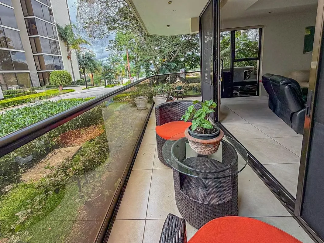 APARTMENT FOR SALE IN ALTOSS DE MARBELLA WITH DIRECT ACCESS TO LUSH GARDENS, photo 6