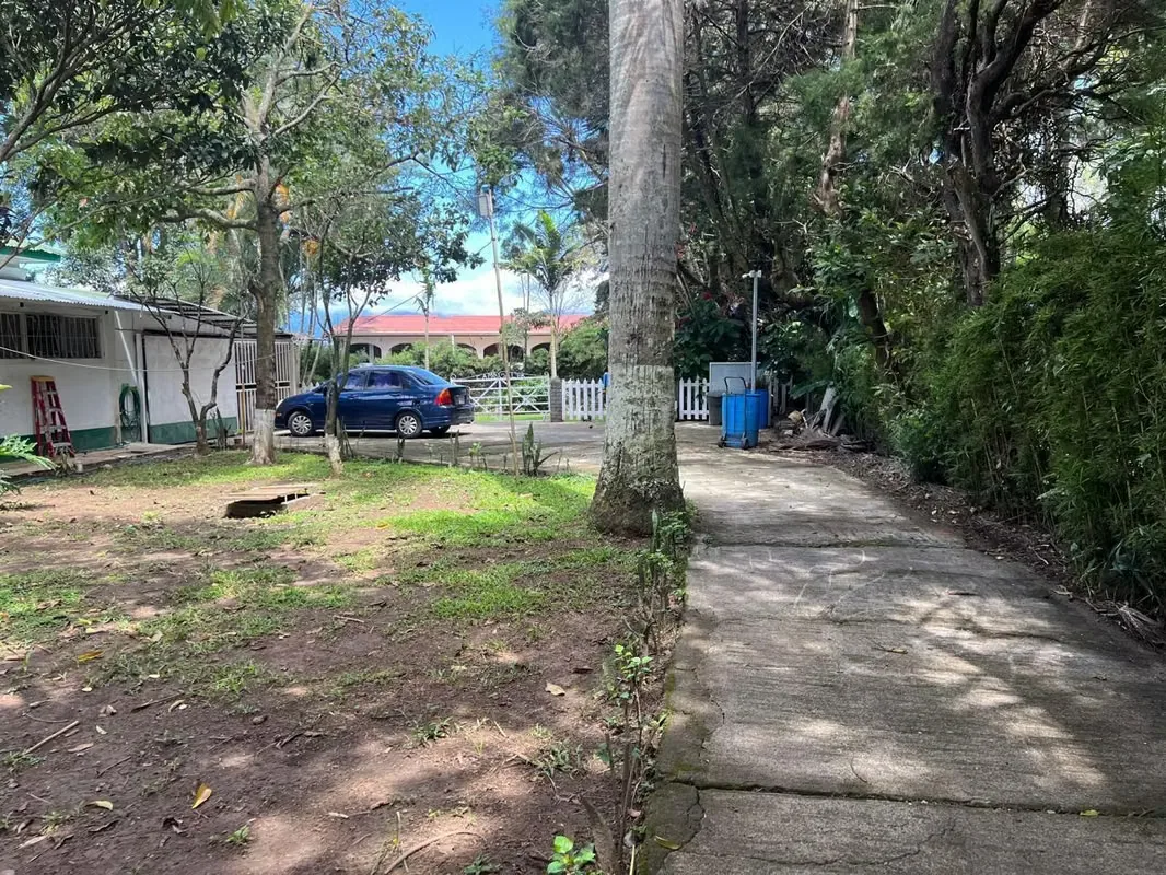 For sale land of 5,720 m ² with mixed zoning and high development potential, ideal for investors seeking strategic property with the potential to generate medium and long-term ..., photo 2