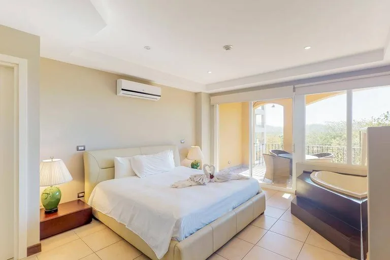 Condominium in Playa Langosta, photo 5