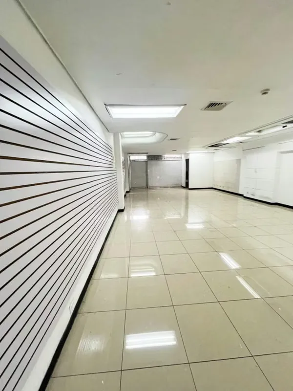 Great business opportunity! Beautiful 75 m² premises located in the Centro Colón Building on Paseo Colón Avenue, a high traffic and very ..., photo 7
