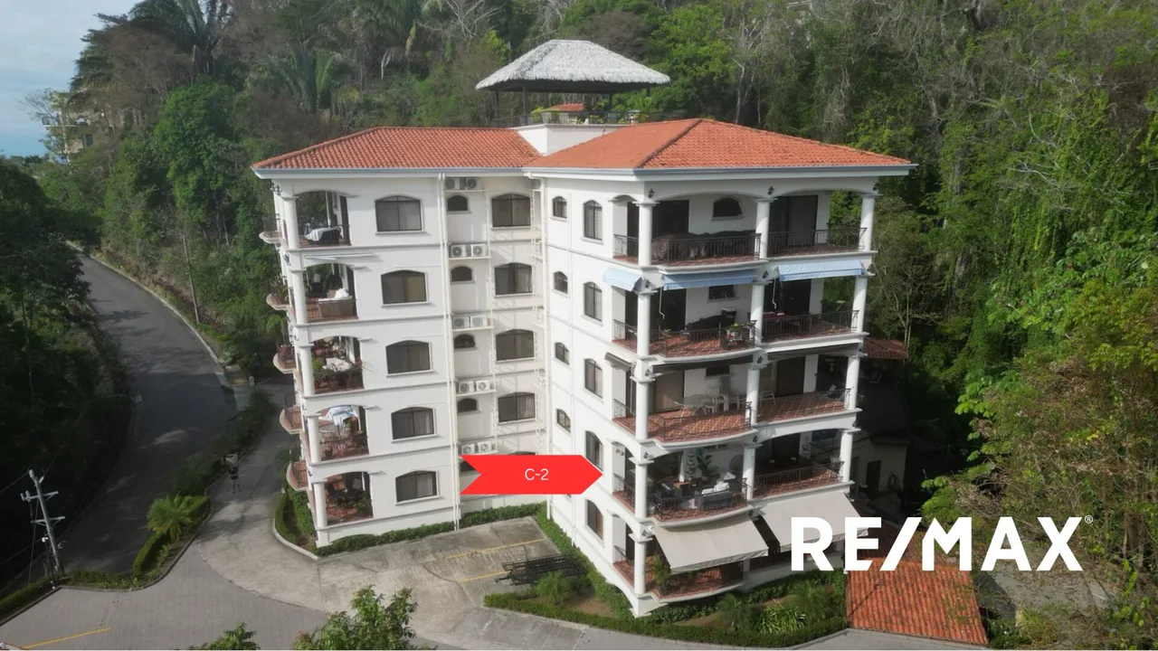 Alella Condominium in Altos de Leona Mar – Ocean and Jungle Views, Steps from Playa Blanca