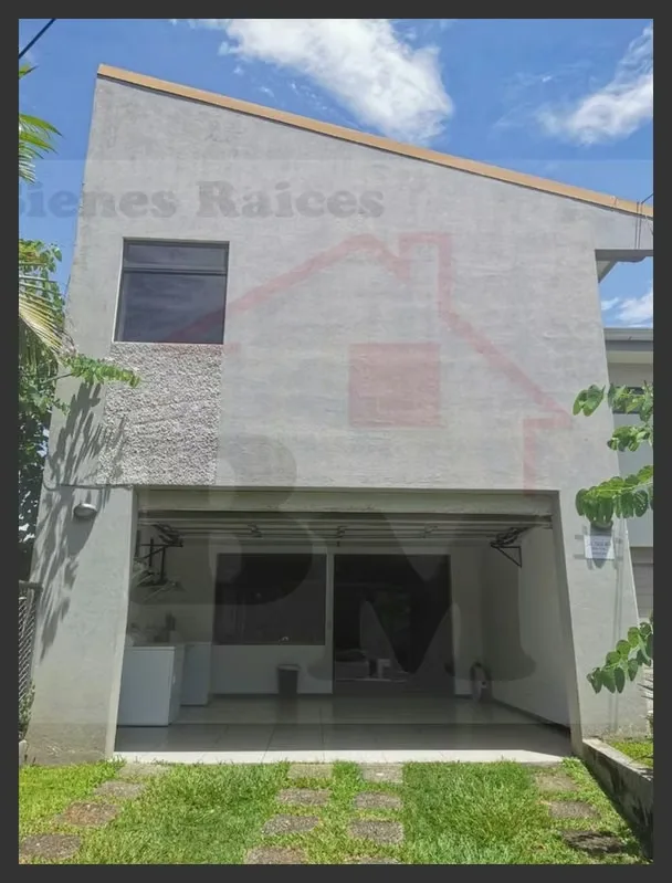 Apartamento 100% Amueblado en Residencial Los Arcos