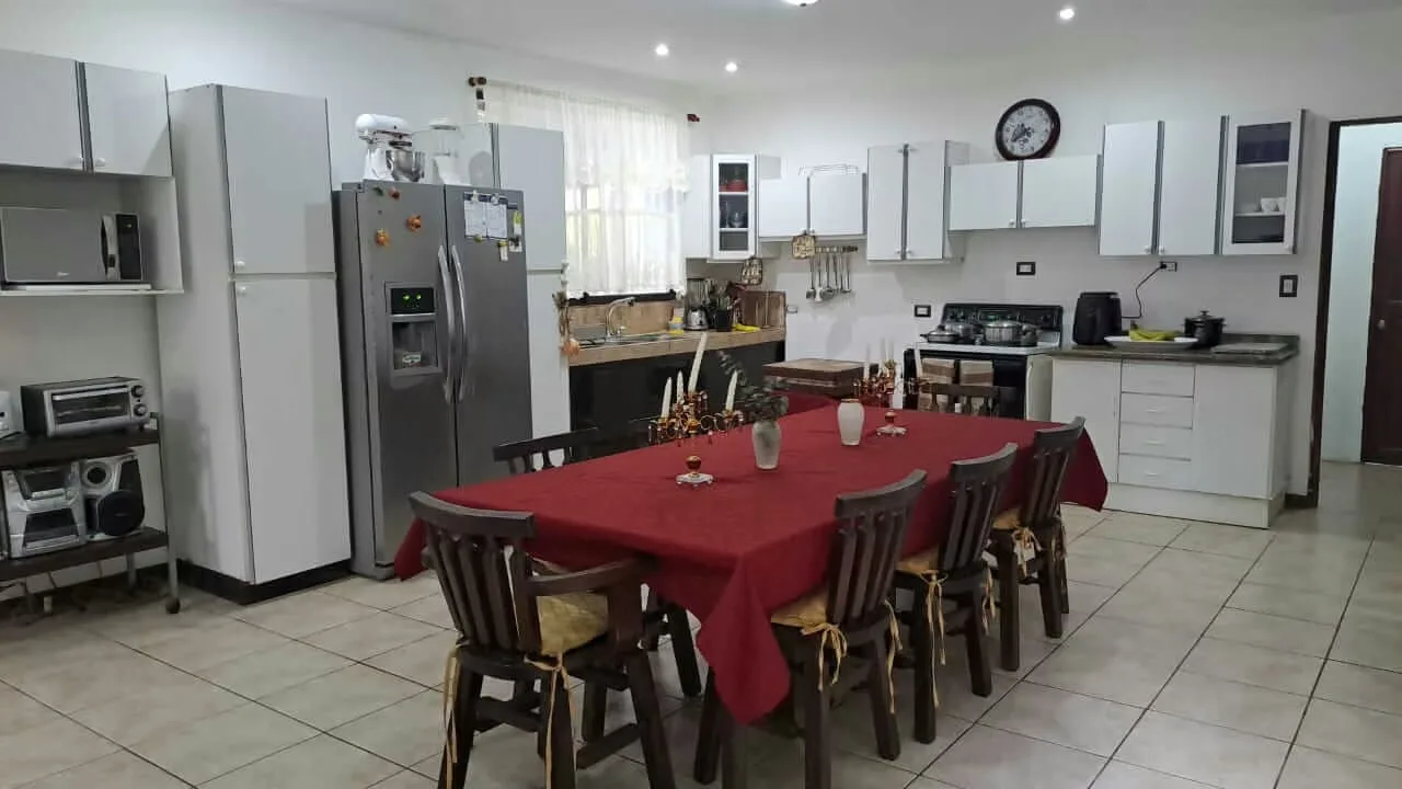 Position your business headquarters or luxury estate in the most exclusive area of San Ramón de Tres Ríos. ..., photo 7
