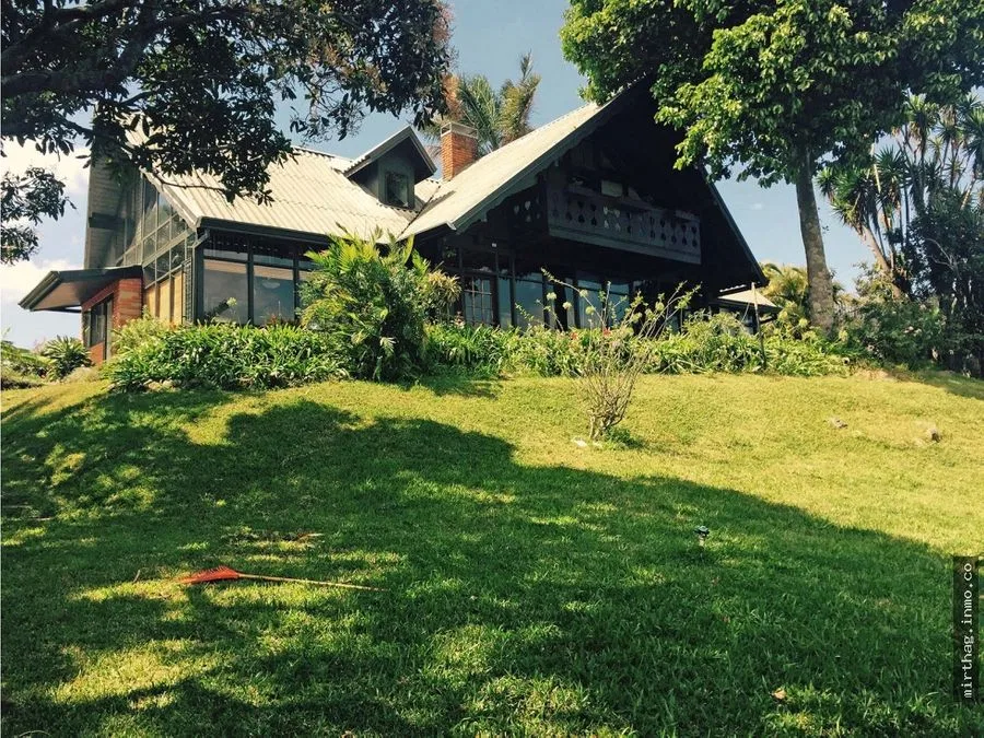 5 Bedroom Panoramic View Home with Pool and Guest Apartment for Sale