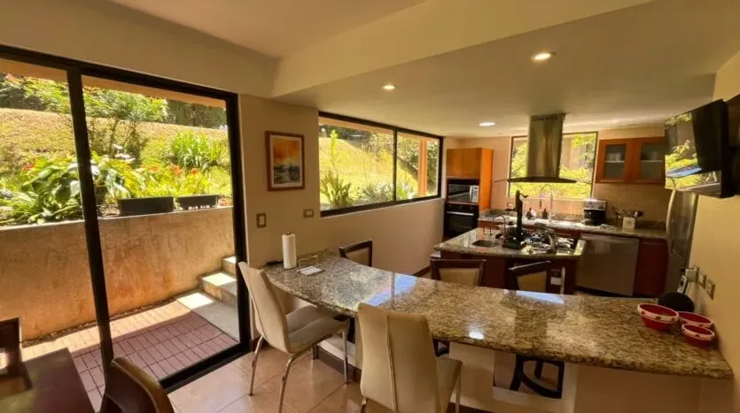 House for Sale in Roble Sabana Condominium with Office, photo 5