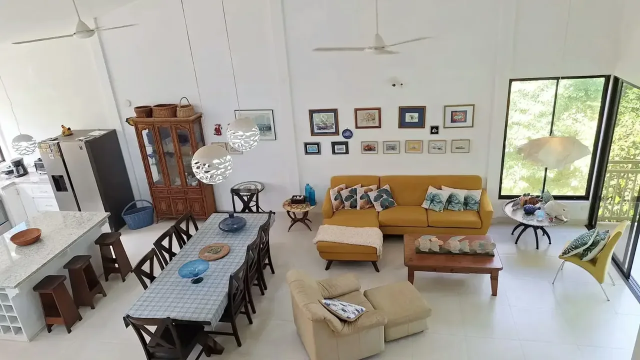 Experience the ultimate expression of coastal luxury with this exquisite, turnkey 3-bedroom, 2-bathroom home, nestled within the prestigious Villa Leona condominium in Garabito, ..., photo 5