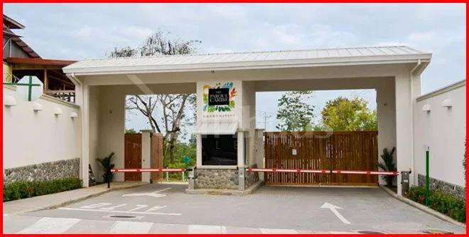 Venta de apartamentos en condominio en Limón centro A-35 ( KP)