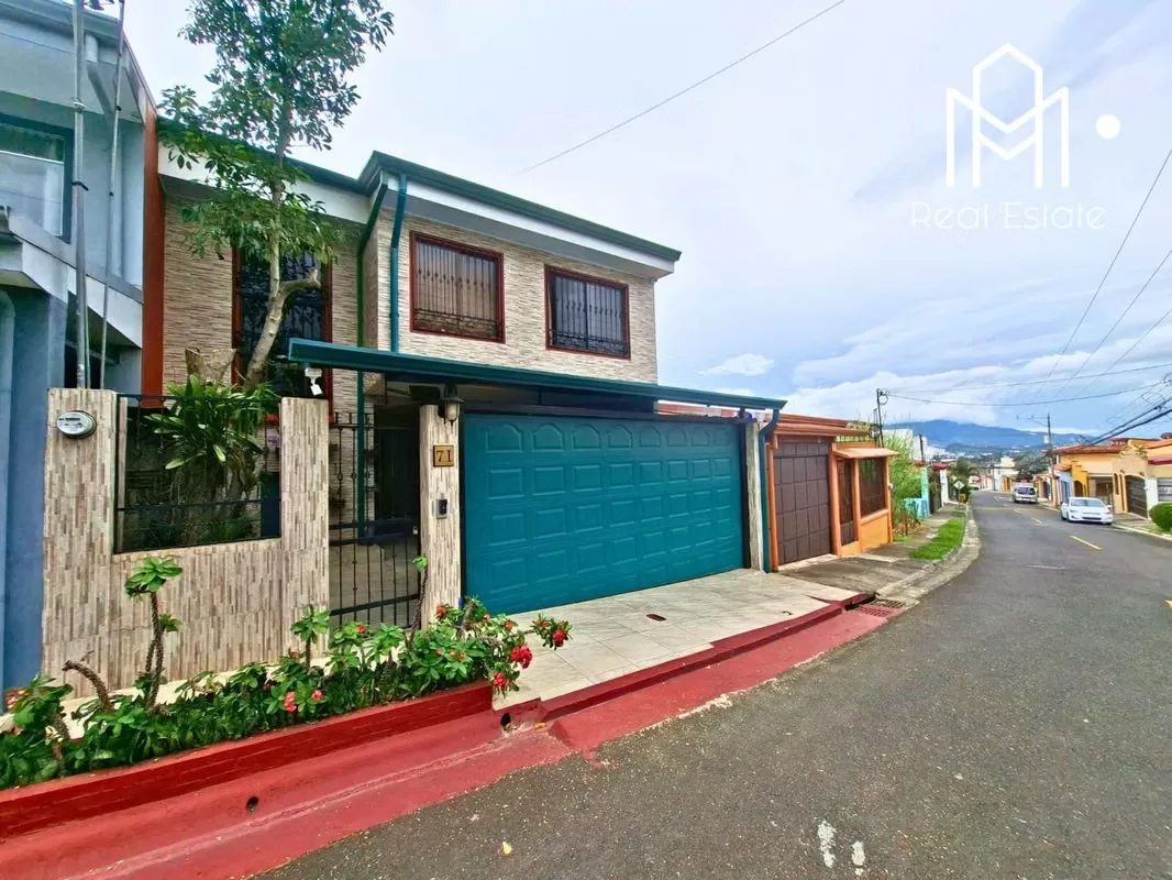CASA EN VENTA – BARREAL DE HEREDIA