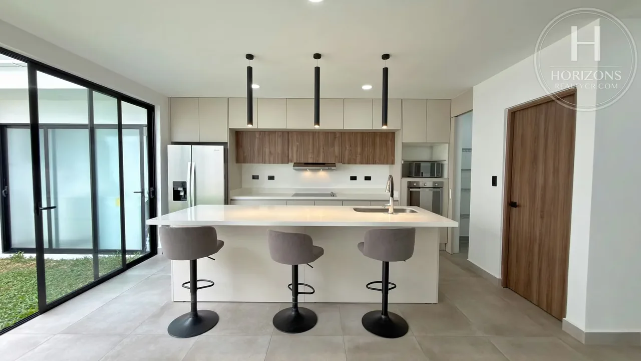 House for Rent Condo Naia Escazú 3 Hab White Line NJA1415JB