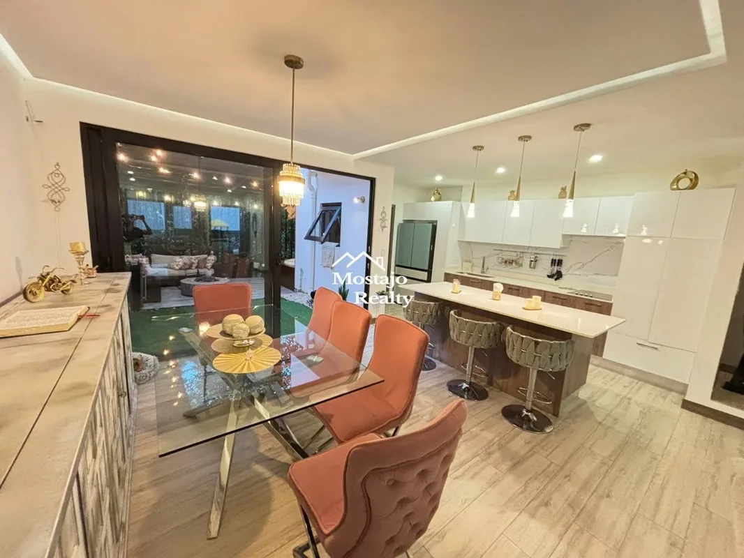 Descubra una casa con muchos extras que combina diseño moderno, funcionalidad y un entorno natural privilegiado en el exclusivo Condominio San Antonio, Escazú., photo 13