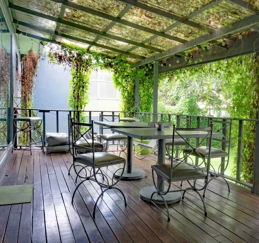 The accommodation offers three types of rooms to suit different preferences: a single room with shared bathroom, a small studio with private bathroom and kitchen and a full large studio ..., photo 4
