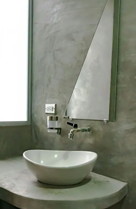 The accommodation offers three types of rooms to suit different preferences: a single room with shared bathroom, a small studio with private bathroom and kitchen and a full large studio ..., photo 9
