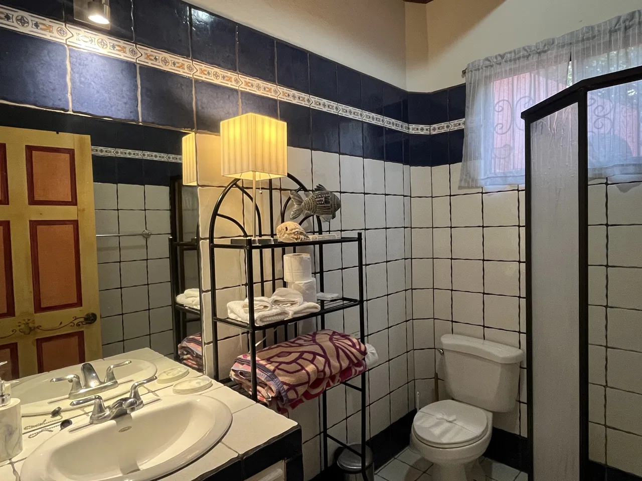 Mixed Use Building in Downtown Samara - Casa Rosada, photo 7