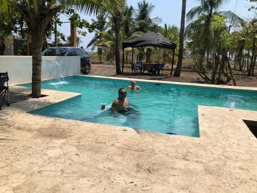 MA Asesorías vende hermosa propiedad en playa Guacalillo, frente a la playa.