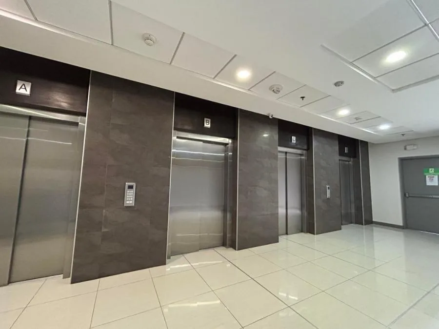 Local Comercial en Alquiler en Rohrmoser. San José. MLS  24-130 - Alquiler / Renta en Pavas, photo 2